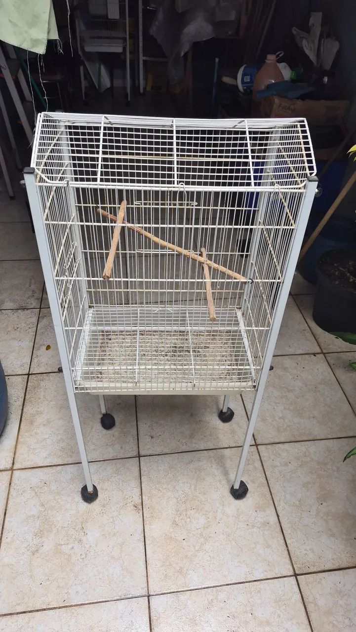 Viveiros/Gaiolas para passaros, calopsitas, etc...