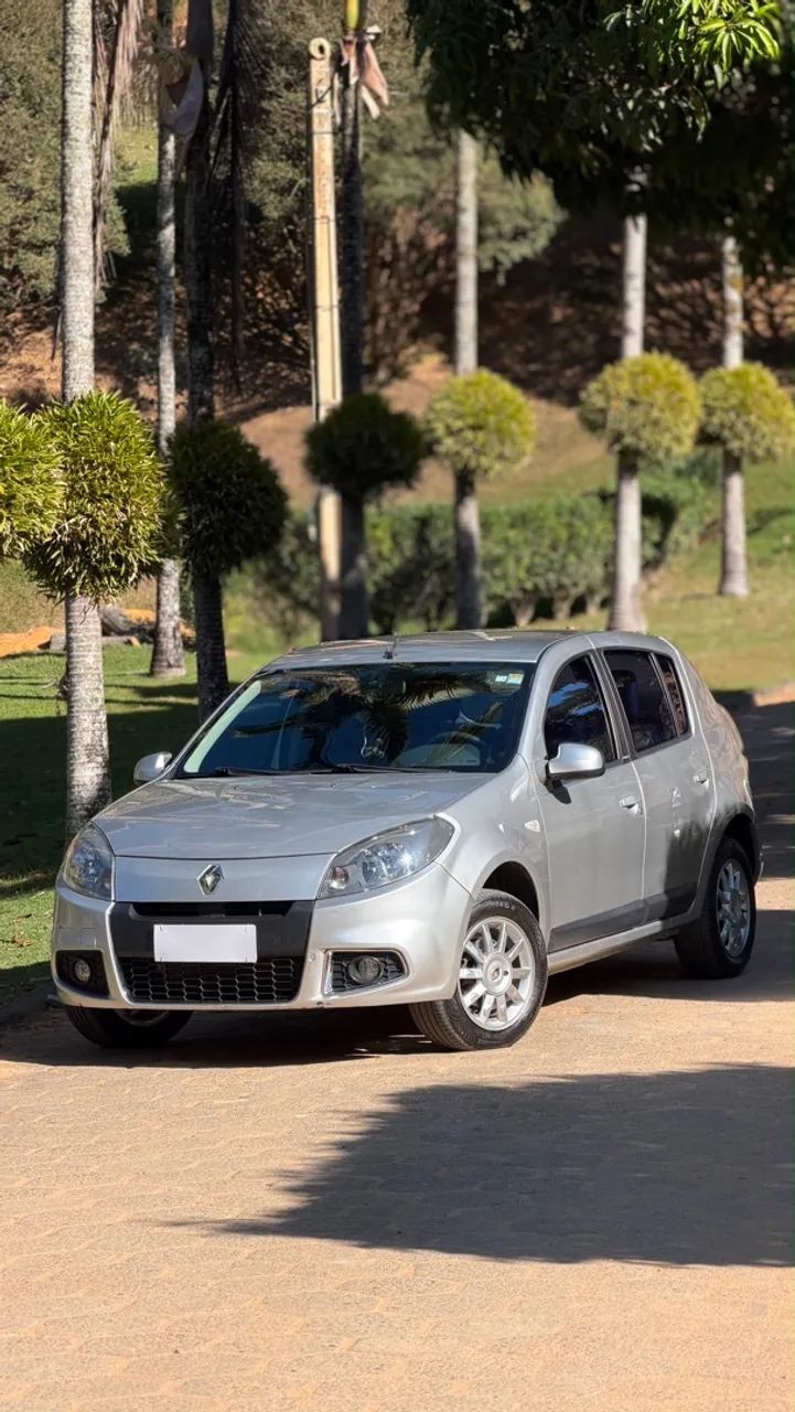 Renault Sandero SANDERO Privilège Hi-Flex 1.6 16V 5p Aut 2014