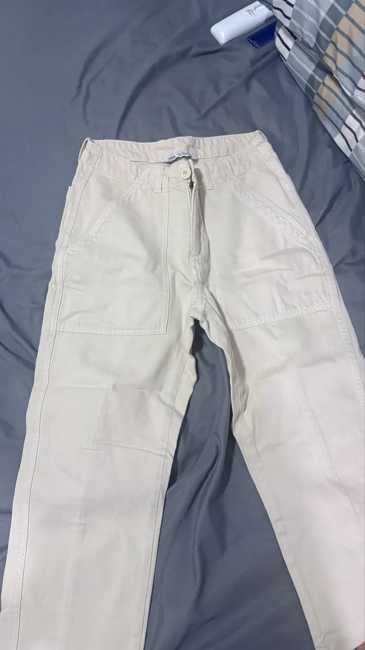 Calça reta bege Zara 36
