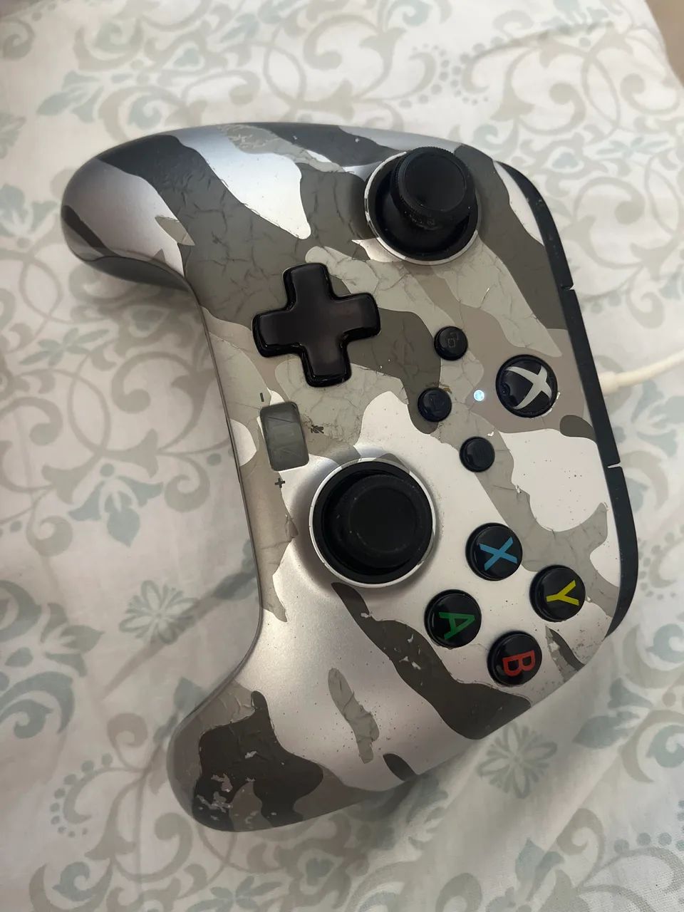 Xbox one X 1tb - Foto 2