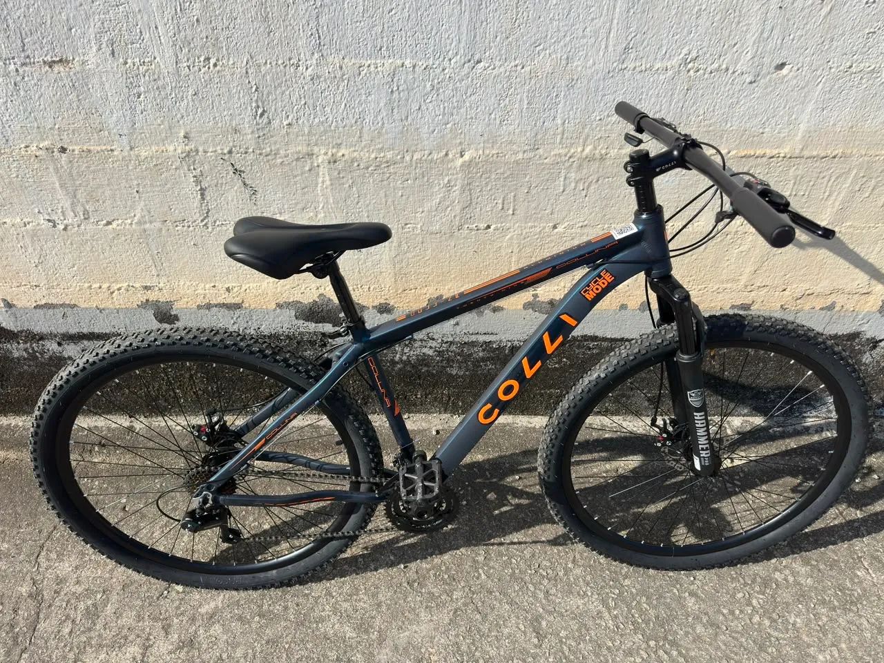 Bicicleta colli aro 29 nova usada 2 vezes 