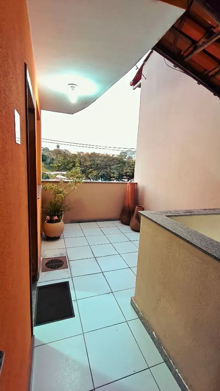Casa geminada espaçosa -Alvorada 