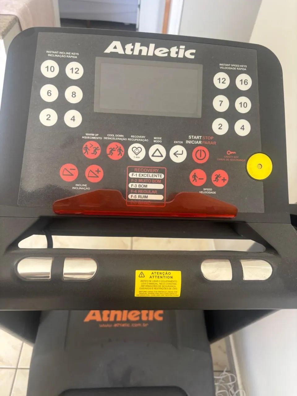 Esteira Athletic Advanced Pouco Uso