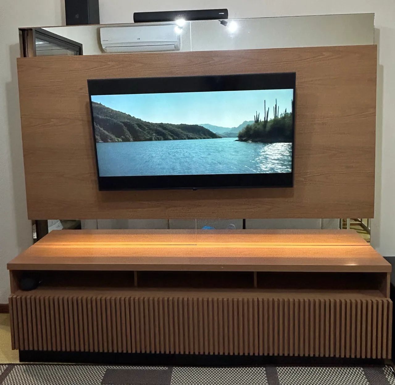 Rack com painel de tv65138002305410120