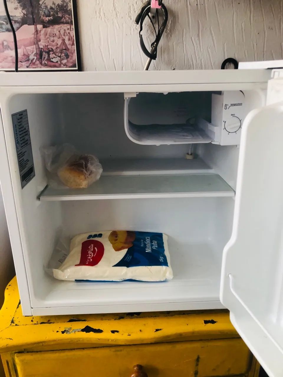 Frigobar Midea 45L - Selo Procel A - E - Foto 3