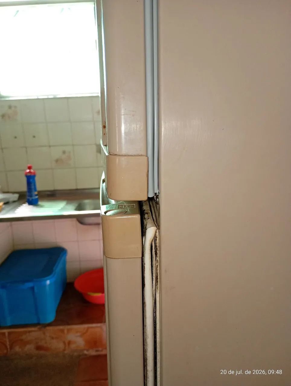 Troca de borrachas de vedação de geladeiras e freezers - Foto 3