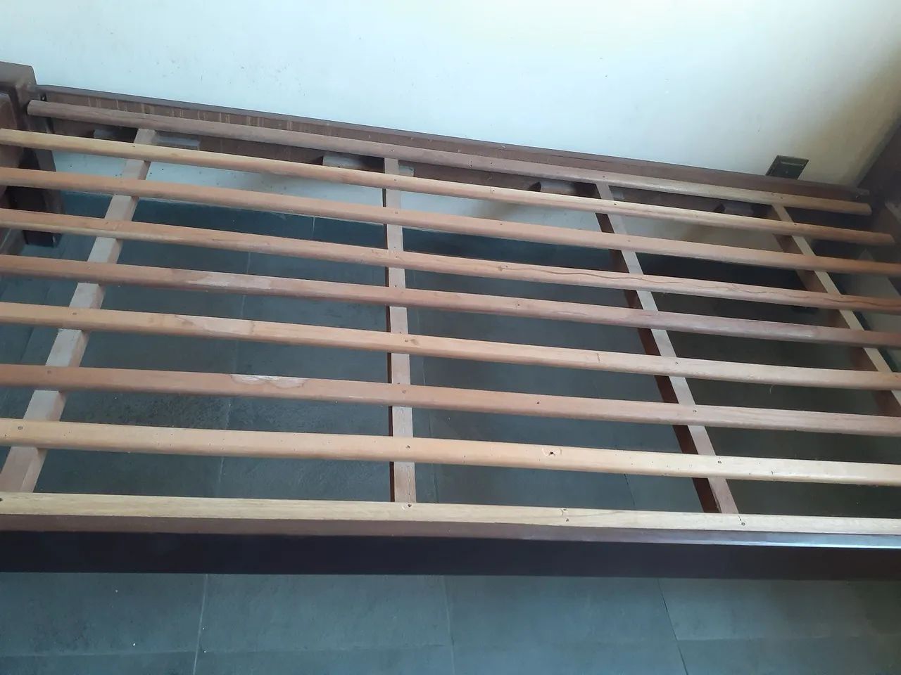 Cama de solteiro madeira sucupira  - Foto 3
