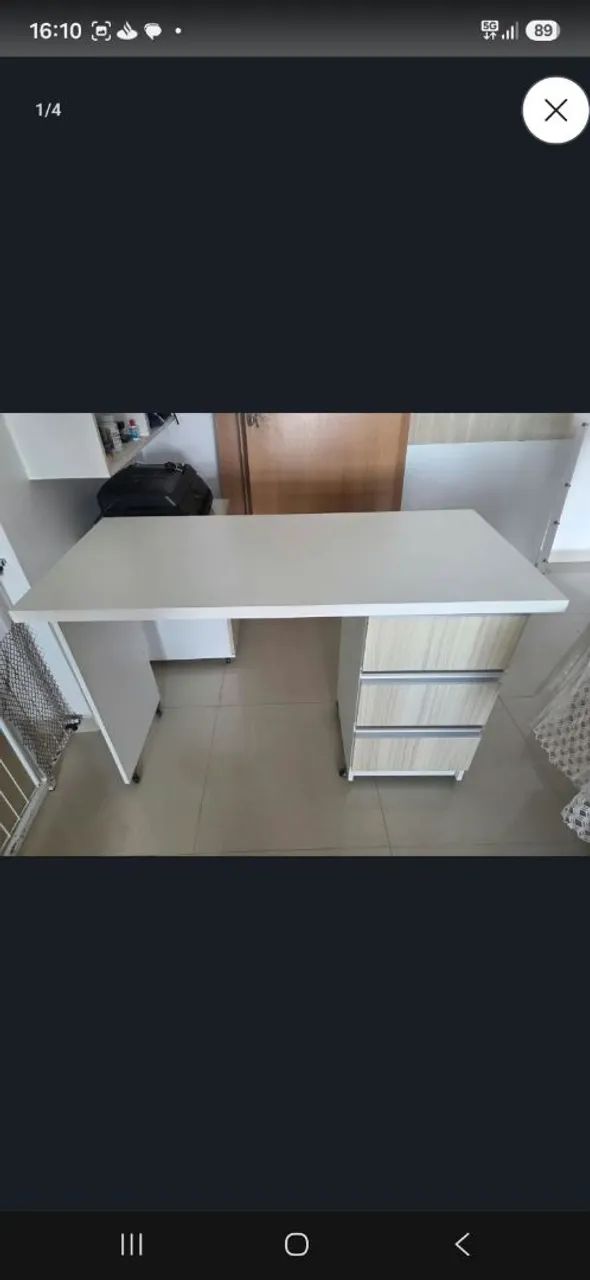 Mesa de escritório ou escrivaninha 