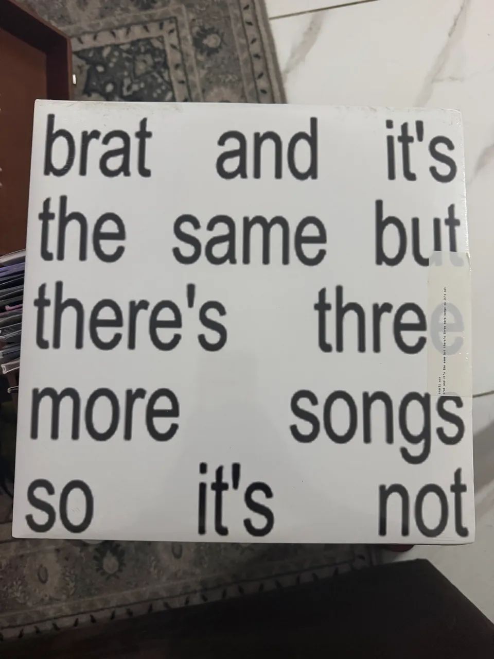 Charli xcx brat deluxe edition  - Foto 3