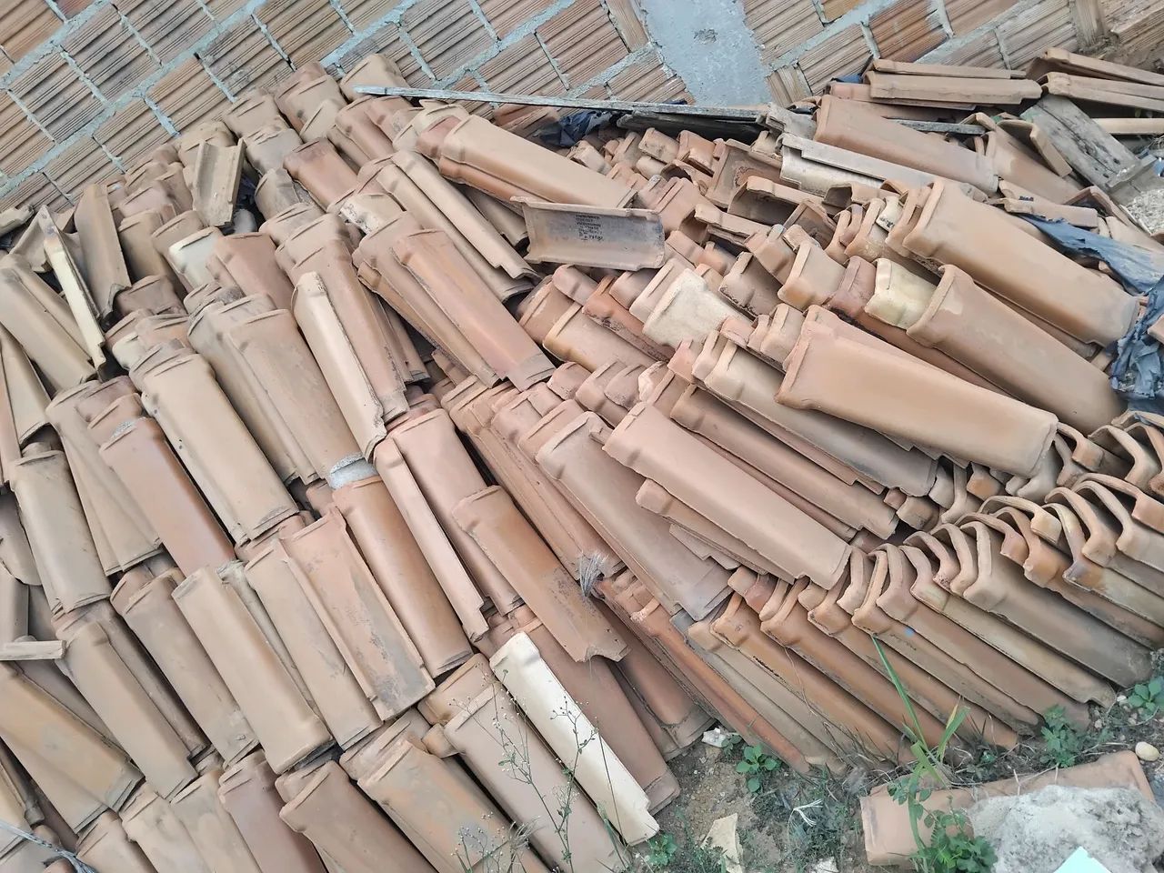 TELHAS DE BARRO USADAS À VENDA - Foto 3