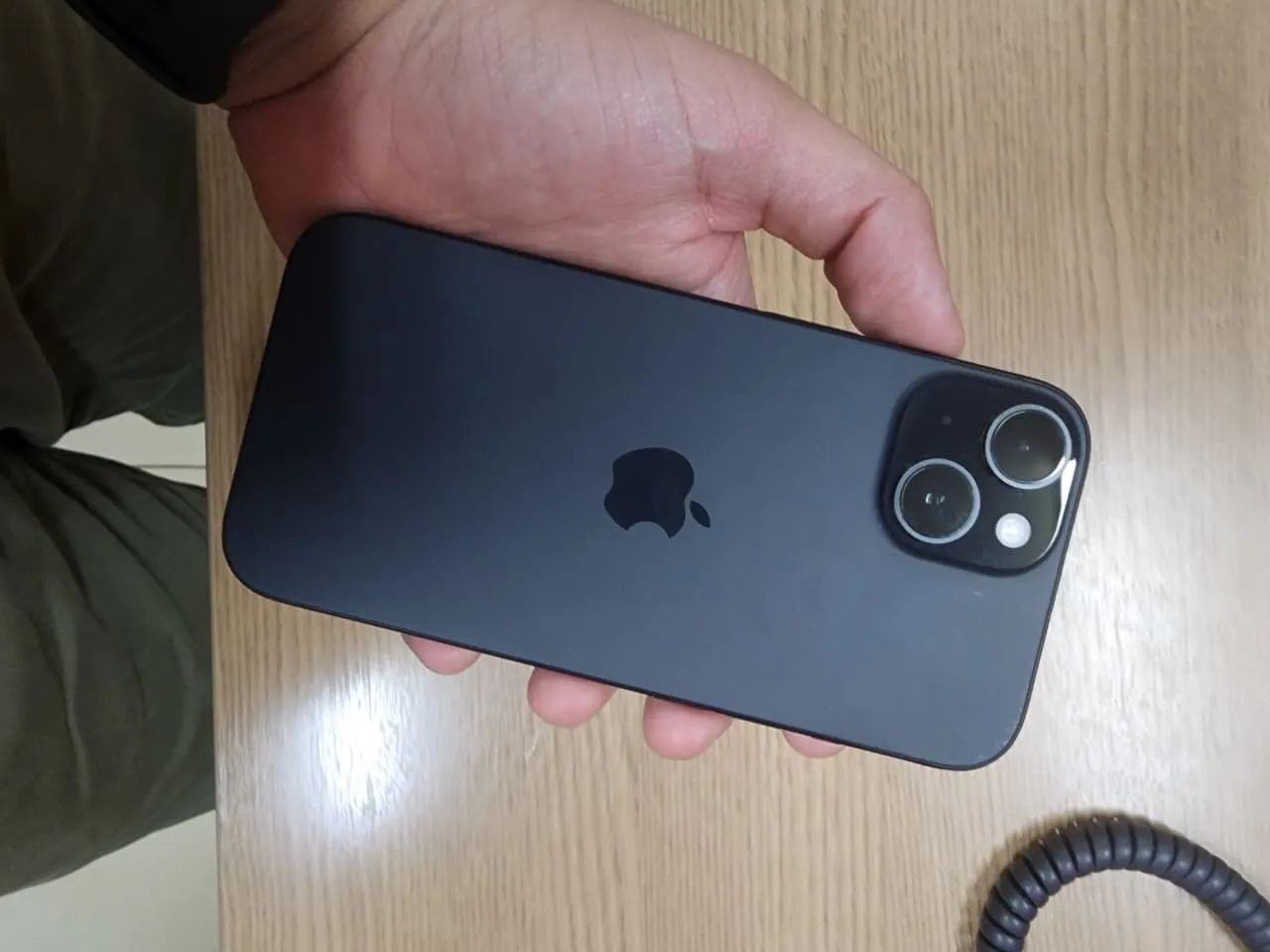 iPhone 15 256GB