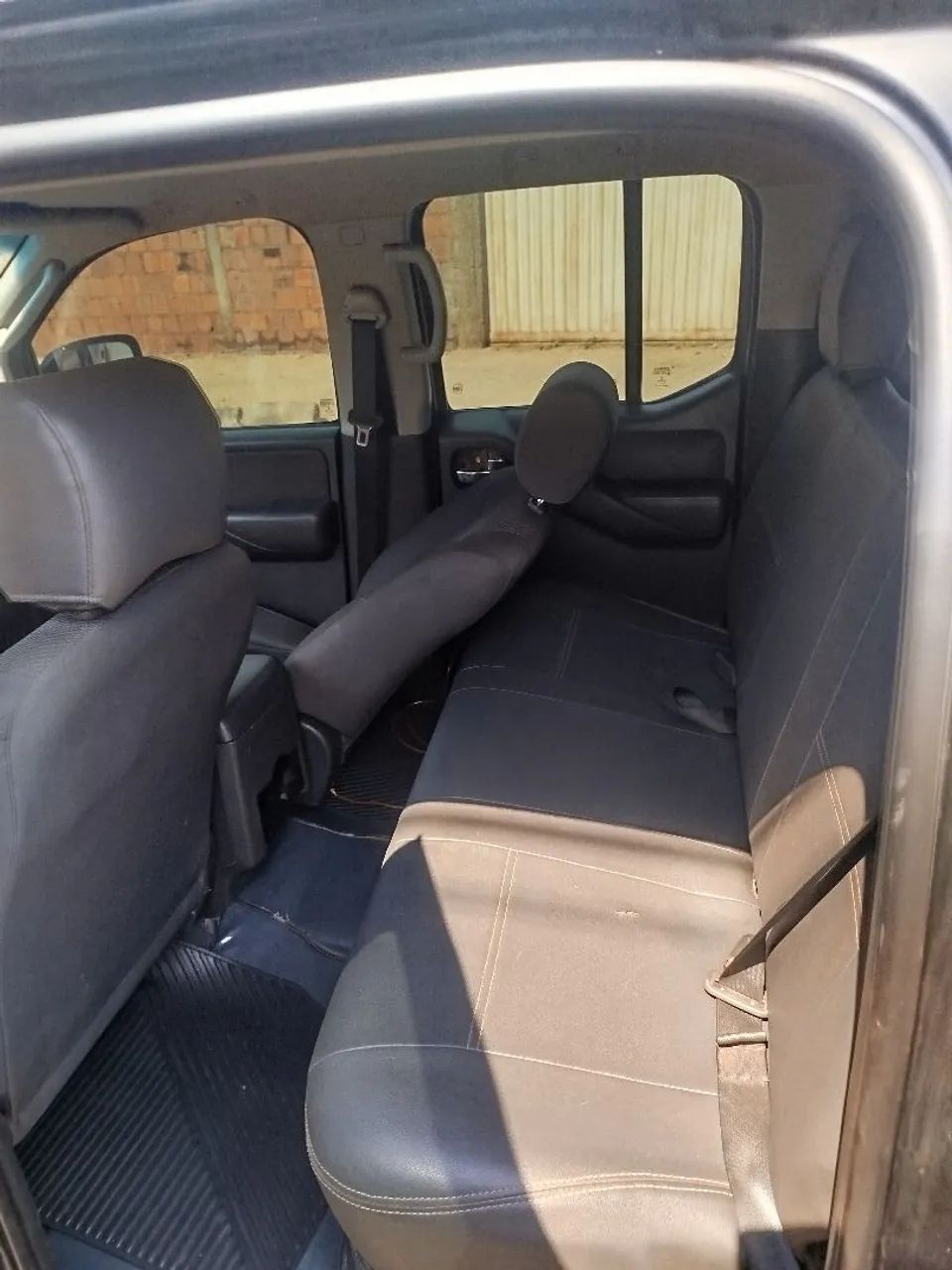 Nissan Frontier S CD 4X4 2.5 TB Diesel 2014 - Foto 4