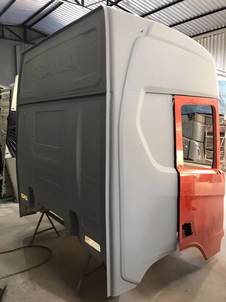 Cabine Scania NTG R Teto Alto Recuperada
