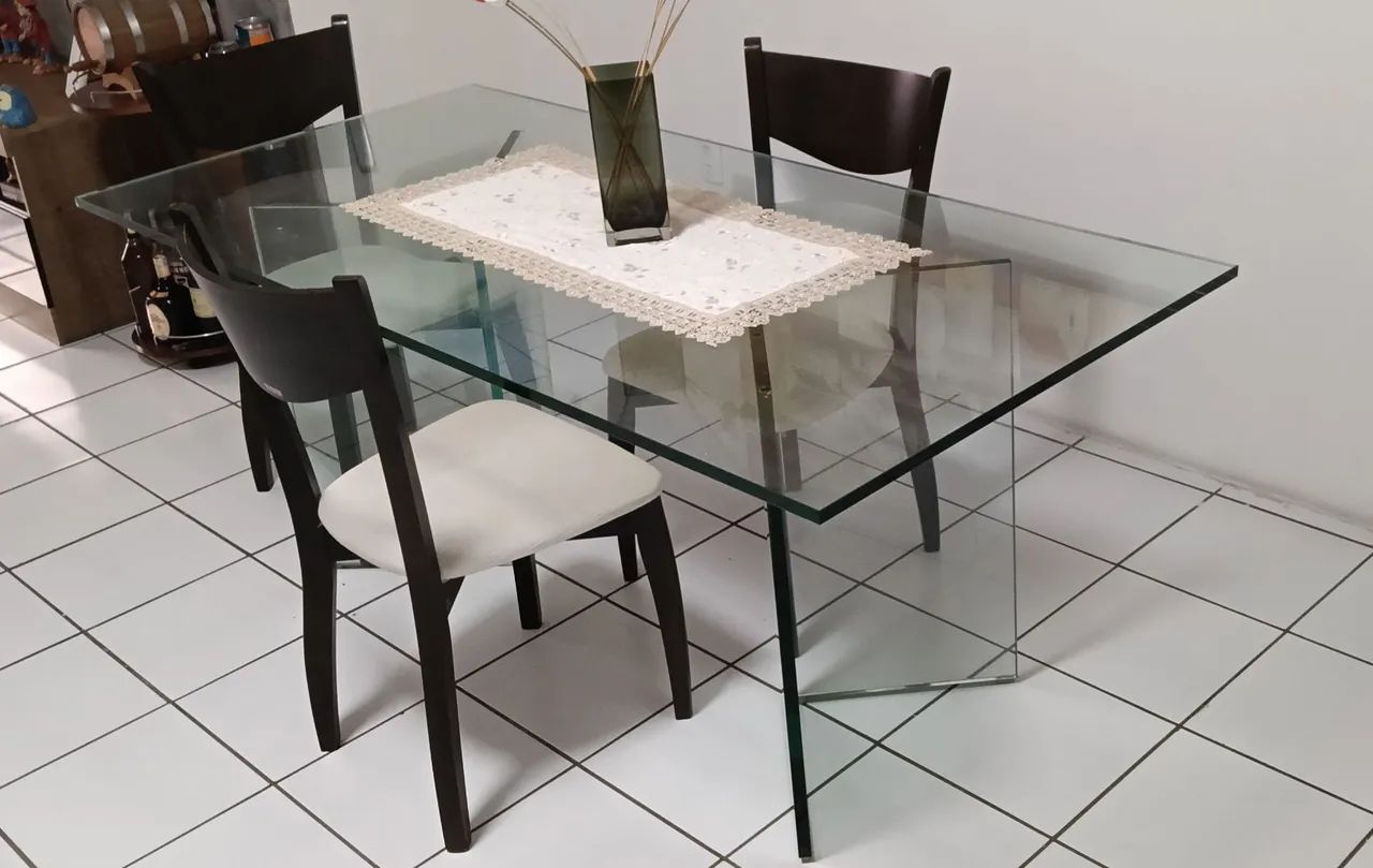 Mesa de jantar vidro 19mm , 1:80m