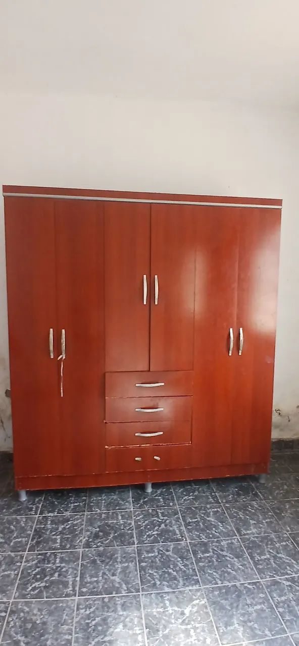 Guarda-roupa 