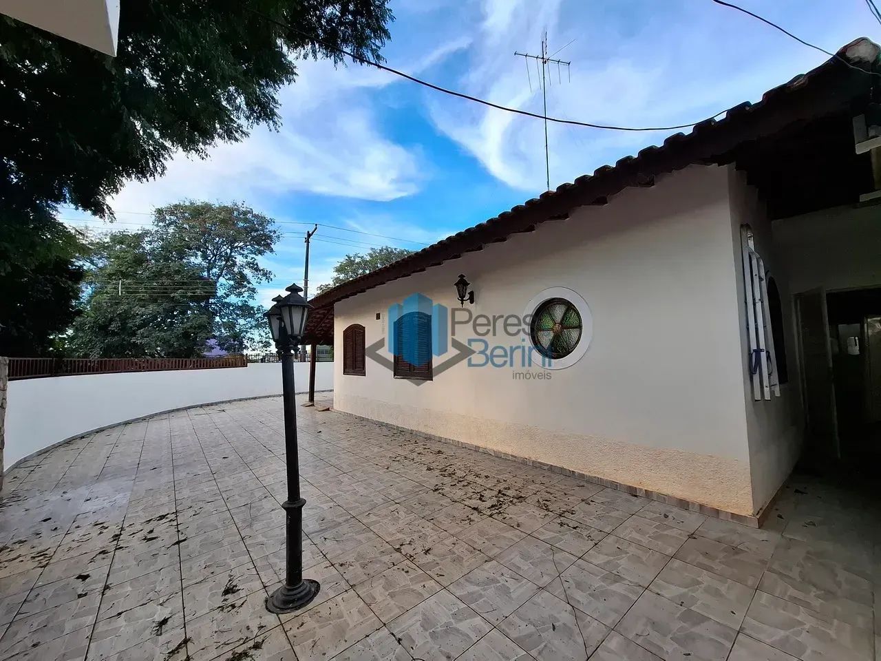 Casa à Venda 4 dorm  Barão Geraldo