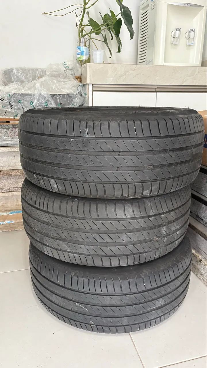 Vendo 3 pneus Michelin 