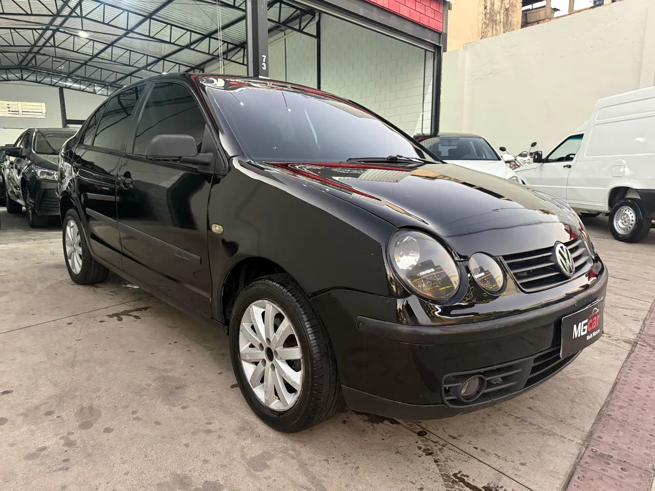 Volkswagen Polo Sedan 1.6 MI 101cv 8V 4P 2005
