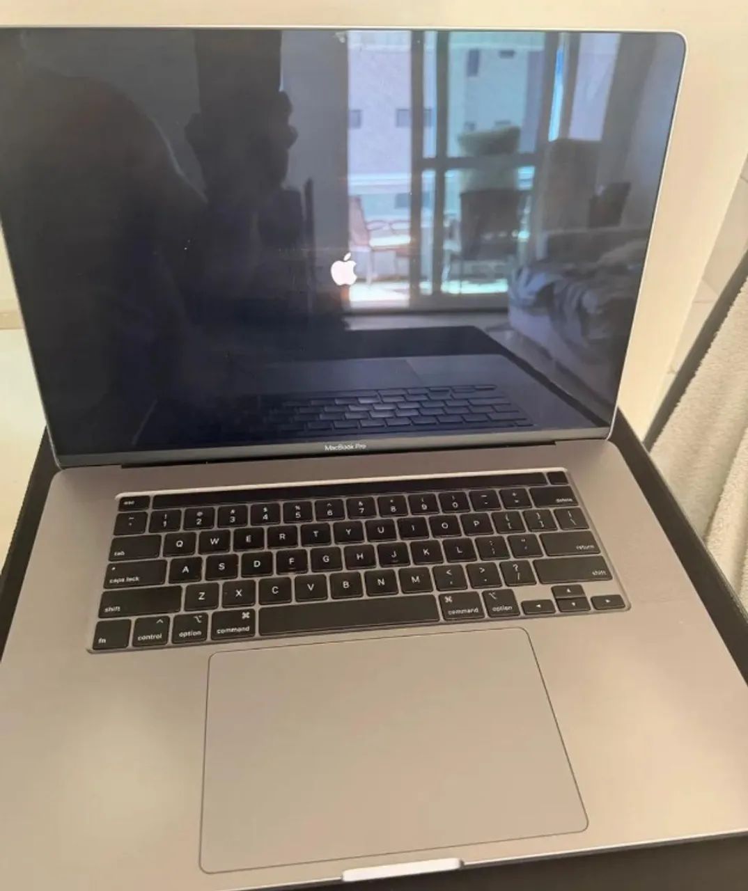 macbook pro processdor i9 ano 2019 placa de 4 gb ram 32gb , ssd 1 tb tela de 16 polegadas - Foto 4