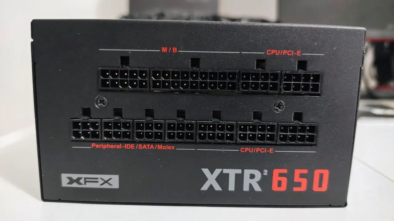 Fonte XFX XTR2 650W Gold Plus Full Modular - Foto 4