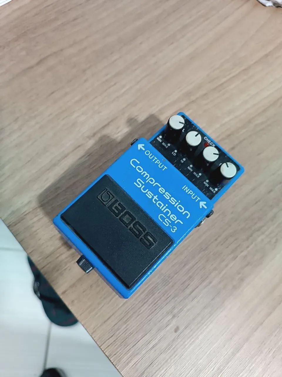 Boss cs3 pedal compressor sustain 
