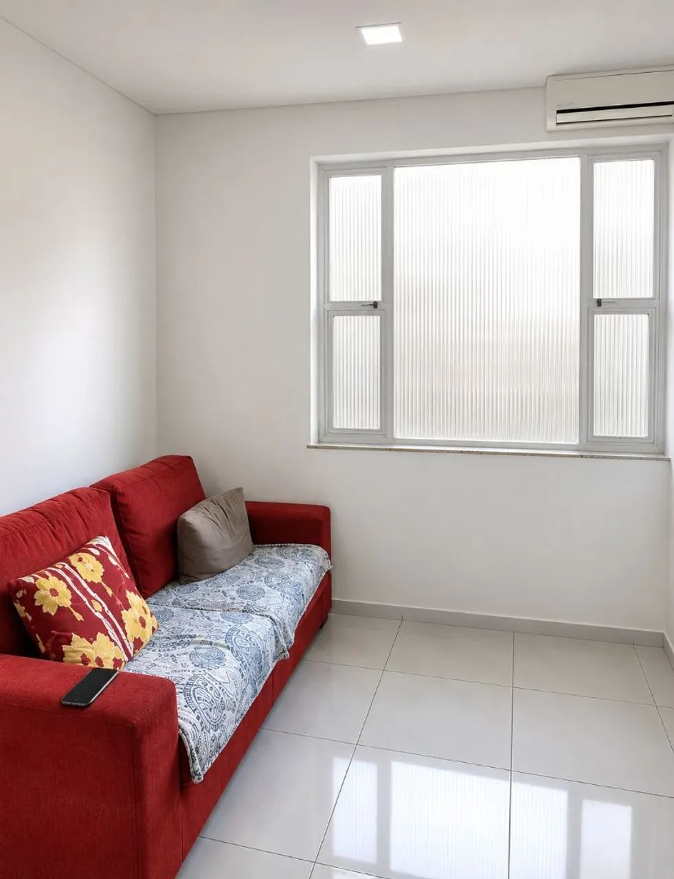 ALUGO...CASA EM CAPOEIRAS 