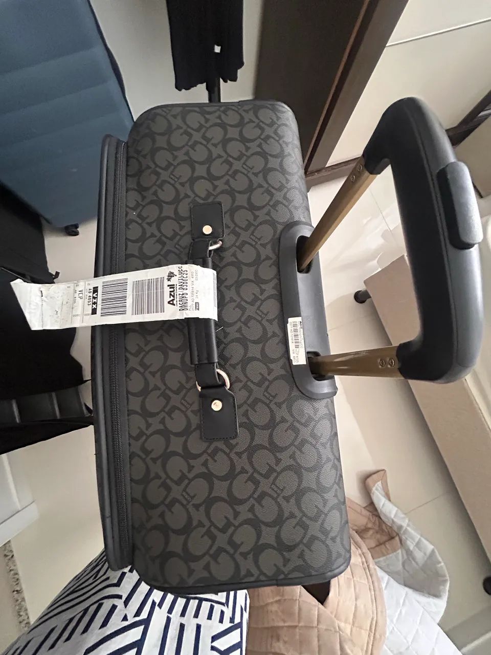 Mala Grande GUESS Original - Nova e Importada - Foto 4