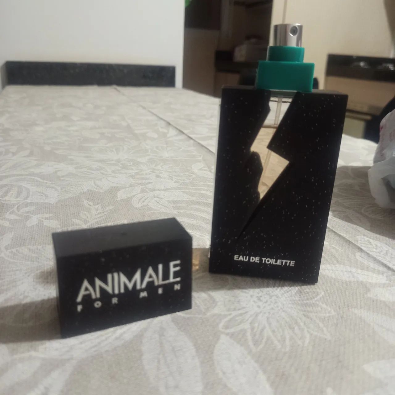 Perfume animale masculino LACRADO E ORIGINAL 
