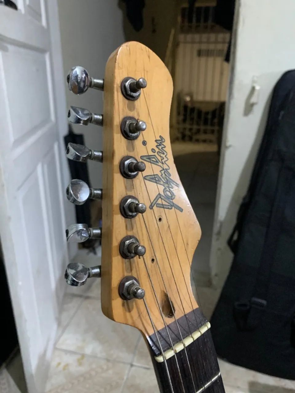 Guitarra Dolphin Strato C/ Cap. Malagoli - Foto 3