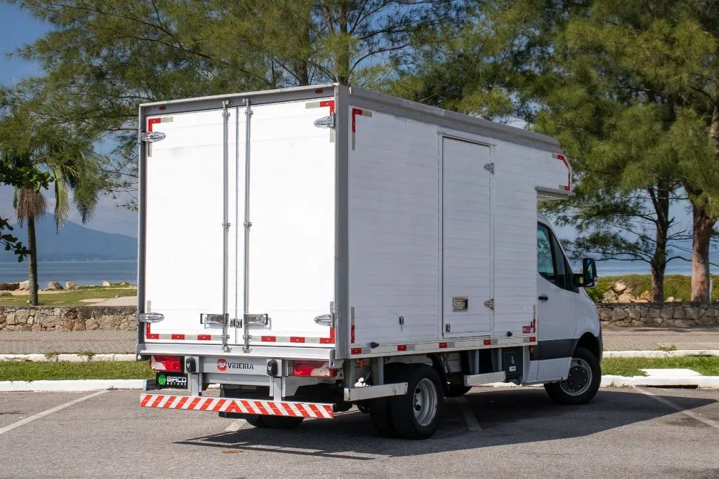 Mercedes-Benz Sprinter 516 Chassi E.l. T.b. 2.2 Dies 2021 - Foto 3
