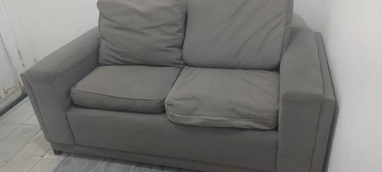 Vendo sofá dois lugares - Foto 2