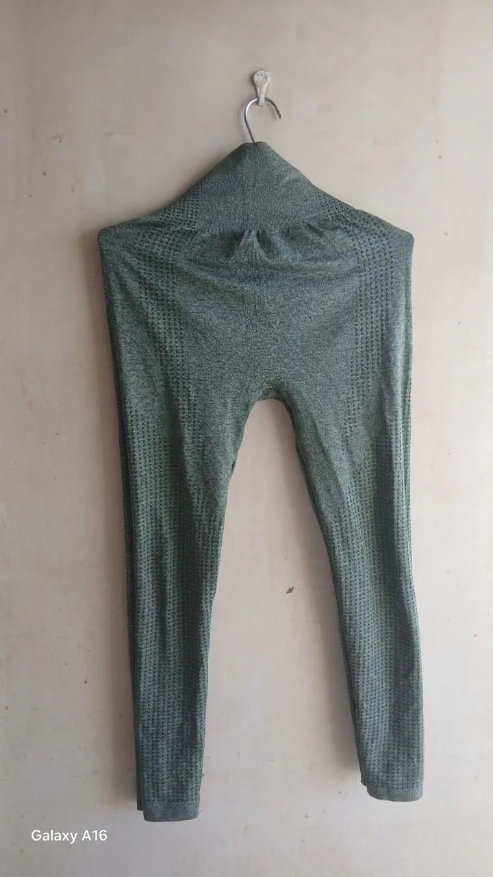 Desapego roupas e sapato - Foto 2