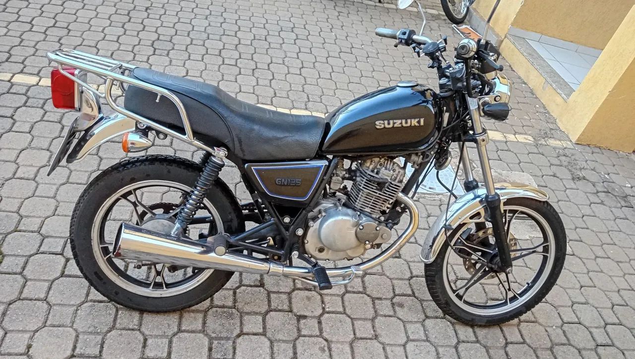 Suzuki Intruder 125 - Foto 3
