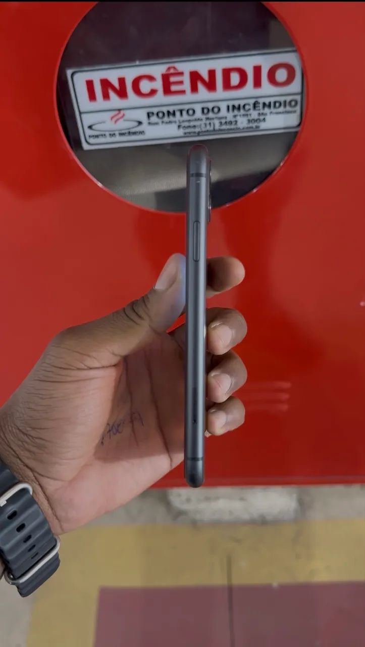  IPHONE 11 64GB  - Foto 3