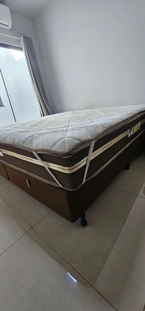 Cama king size + colchão + pillow top