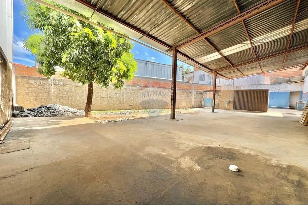 "Galpão Comercial no Centro de Barreiras, BA" - Foto 2