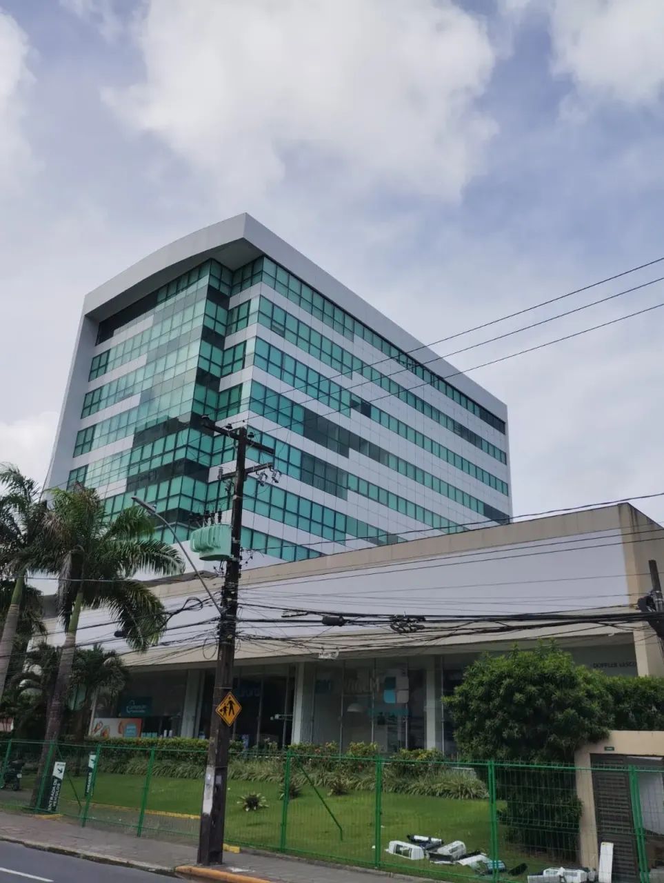 Empresarial Casa Grande Rosa e Silva - Loja Terréa com mesanino - Foto 2