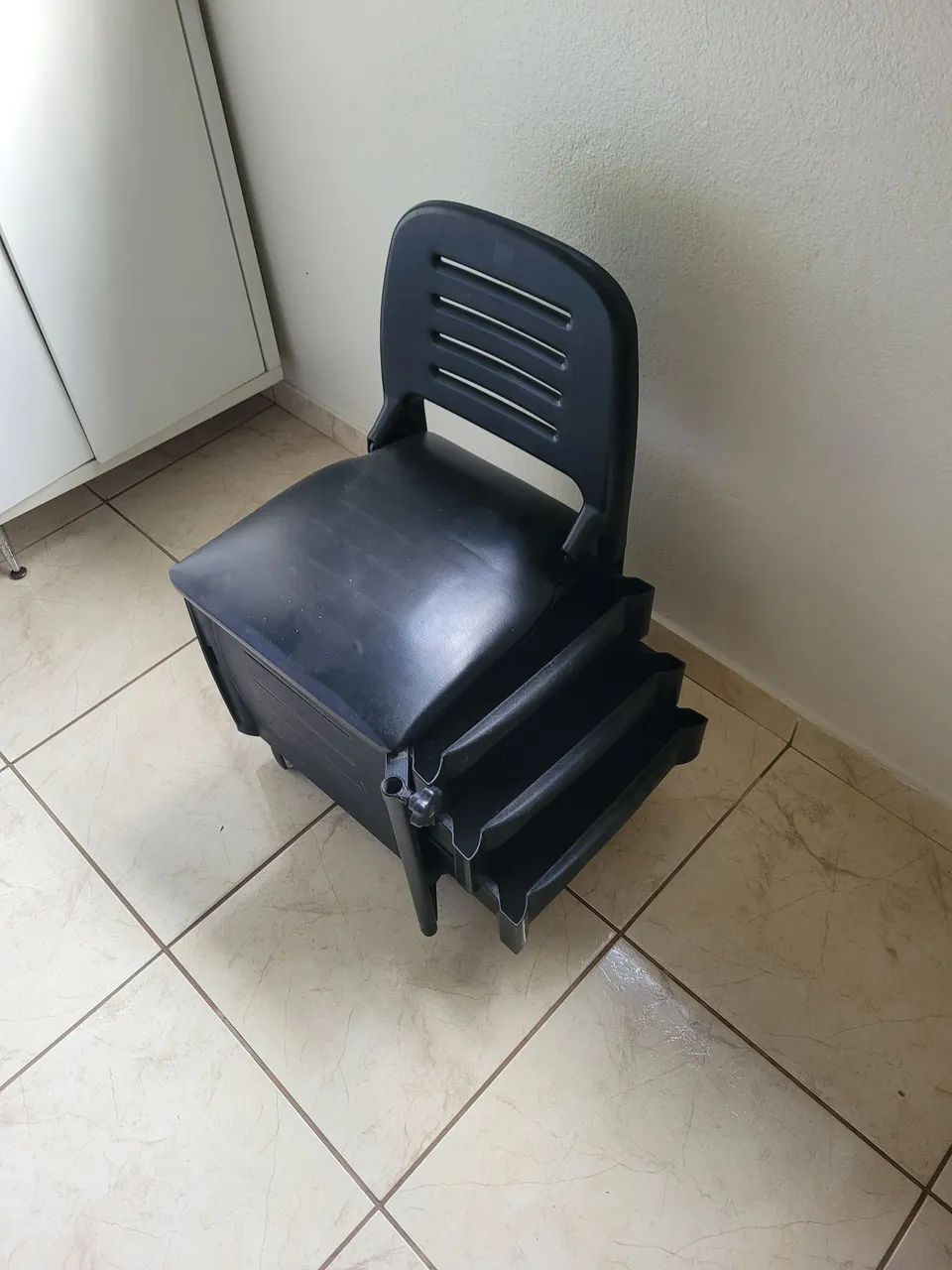 Carrinho auxiliar profissional para salão - Foto 3