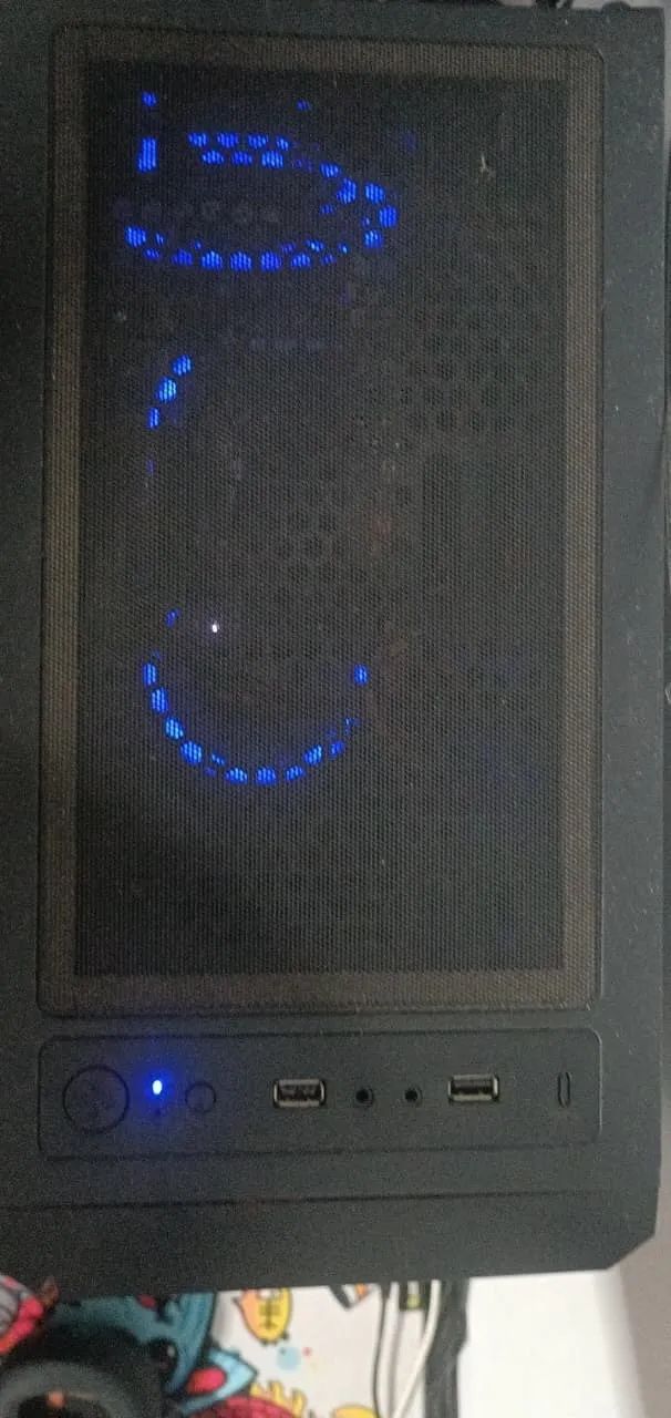 PC gamer Intel Core i7417561418704496643