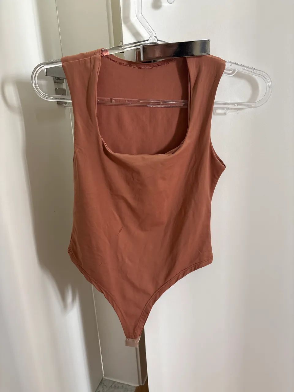 Body Marrom Claro- Novo