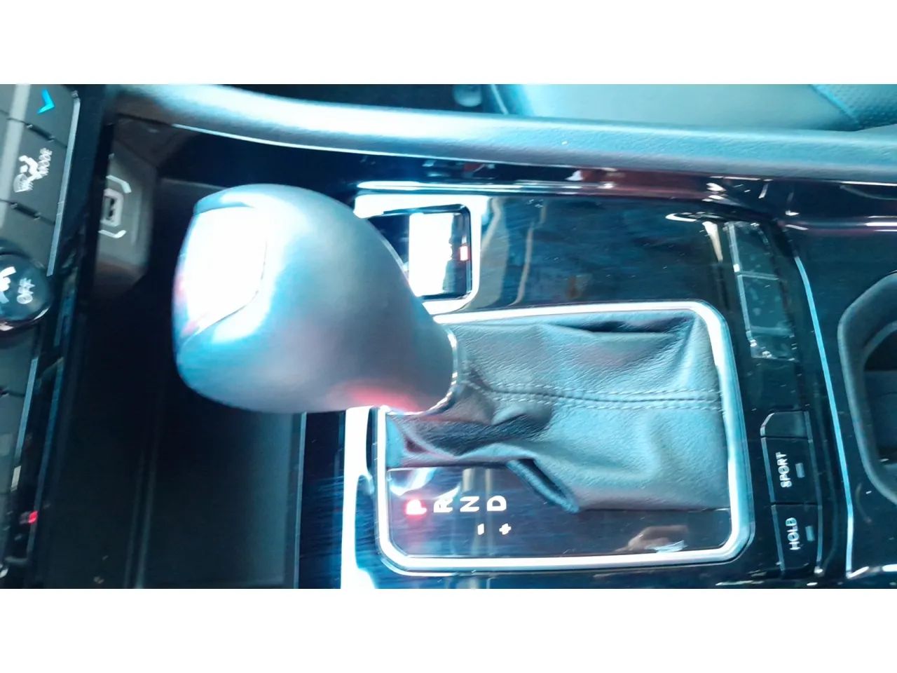 Jeep Compass LONG. T270 1.3 TB 4x2 Flex Aut., foto 16 de 16