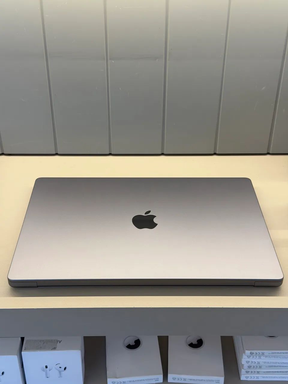 MacBook Pro M1 Pro 512ssd 16gb 16 polegadas Semi Novo | Loja