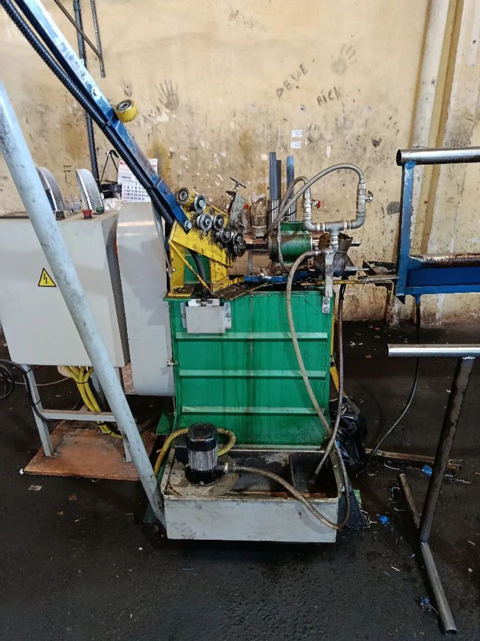 Máquina para alambrado semi automático  - Foto 2