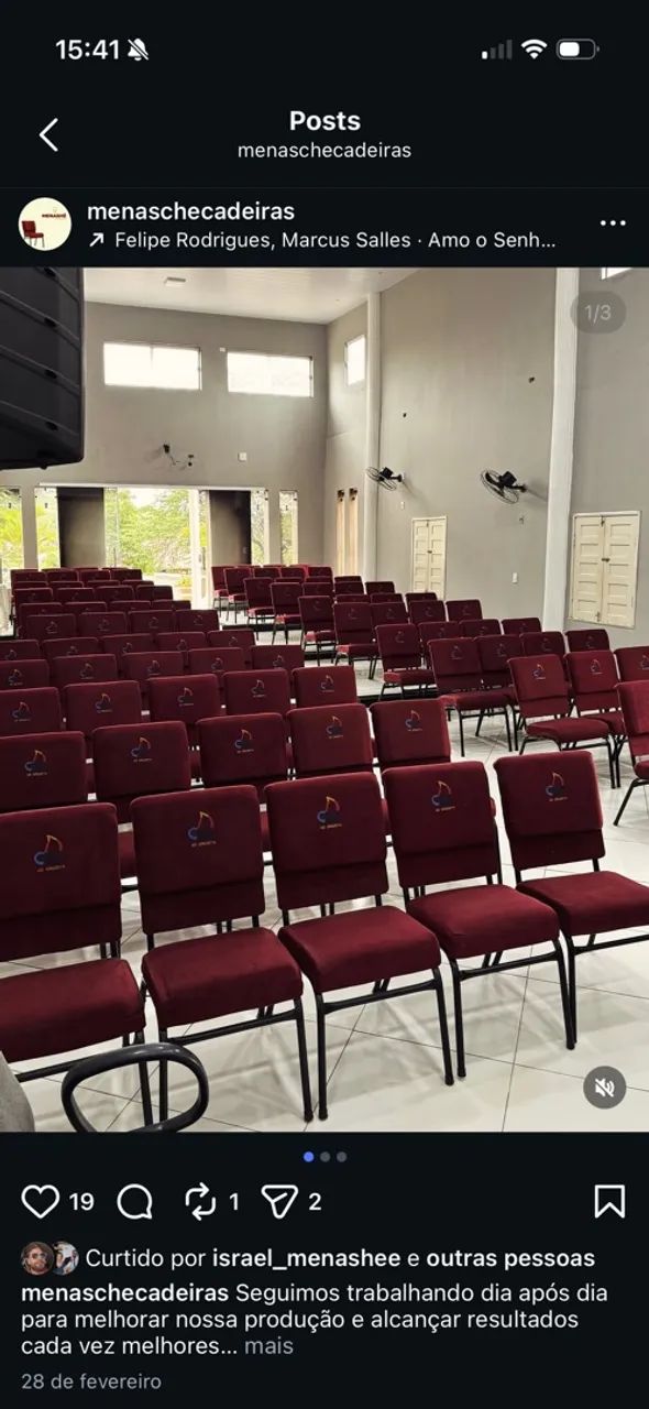 Cadeiras personalizadas para Igreja 