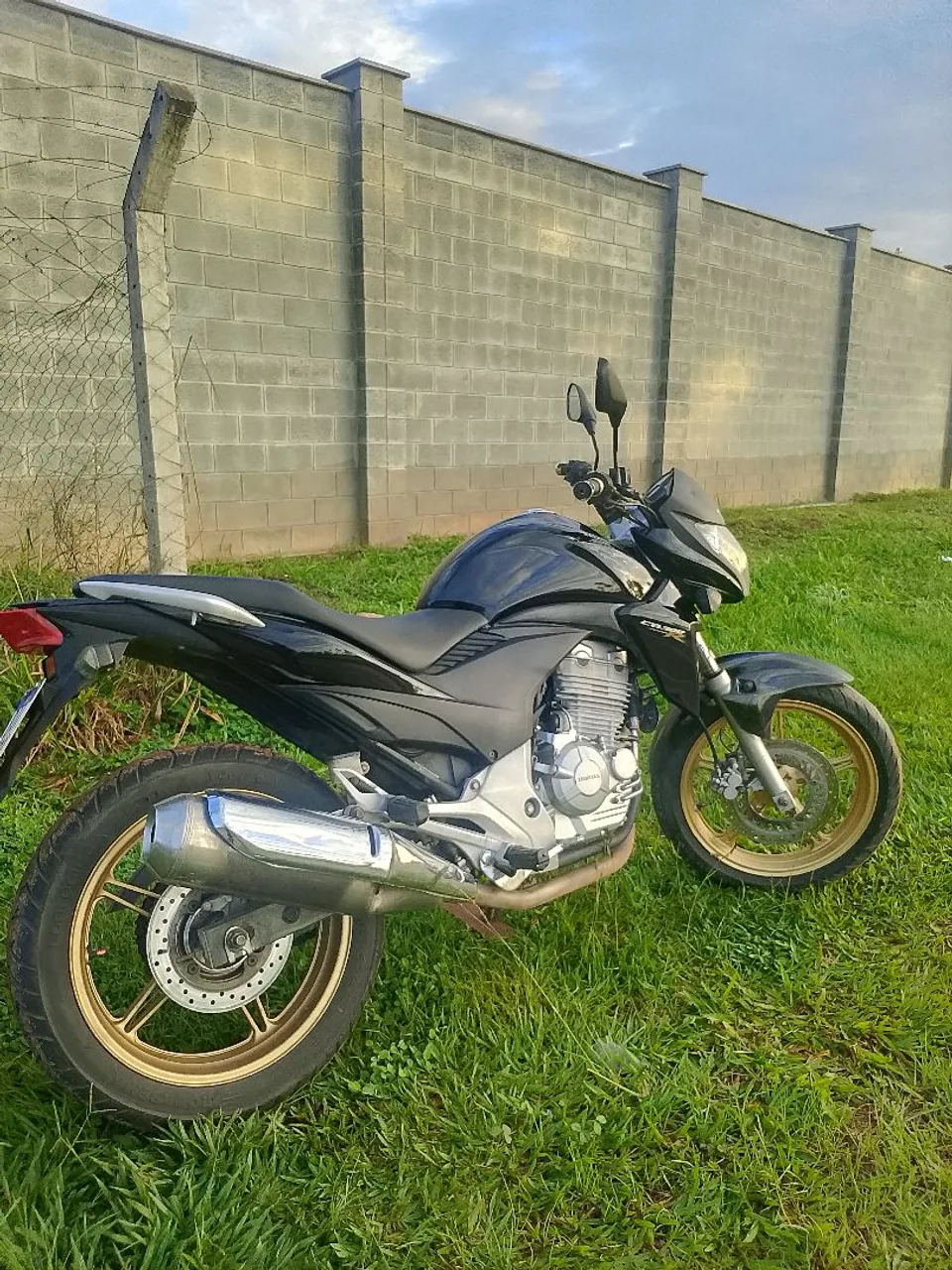 Kawasaki Zx-6r 636cc 2025 - 1496946920 | OLX