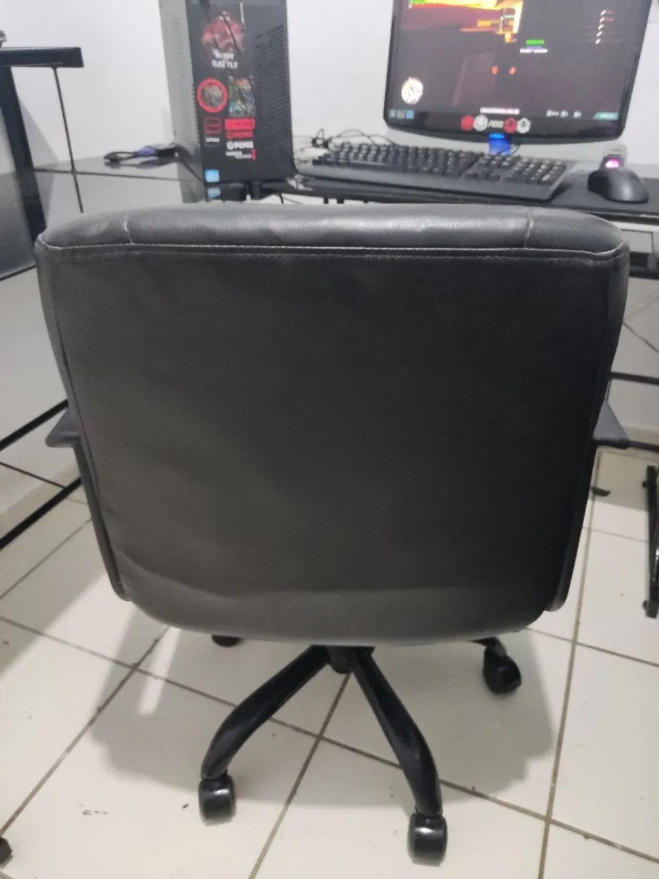 MESA DE ESCRITÓRIO COM CADEIRA - Foto 4