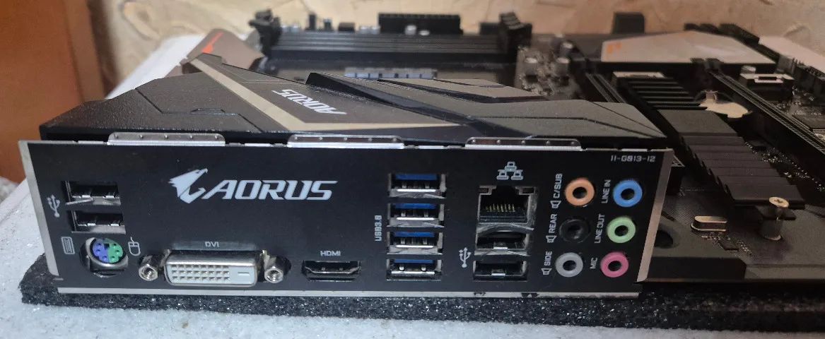 Placa Mãe Gigabyte Aorus b450 V2 Full ATX - Foto 3