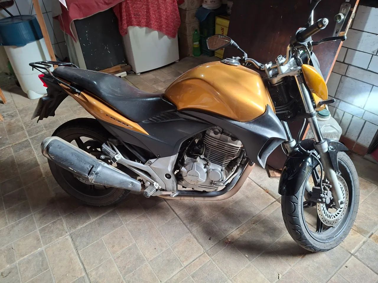 Vendo CB 300r 