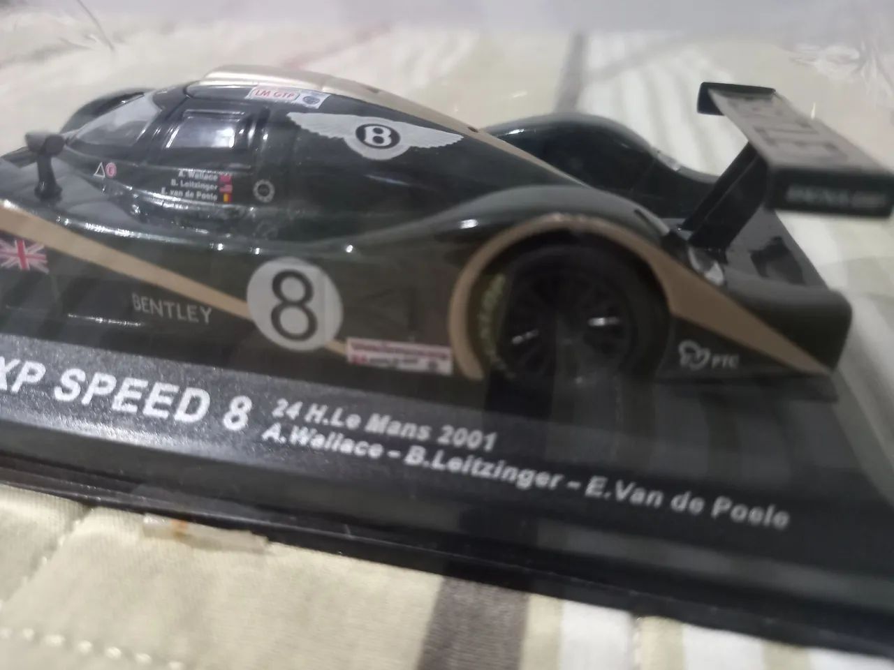 Miniatura Bentley EXP Speed 8 24h Le Mans 2001 1:43 - Foto 2