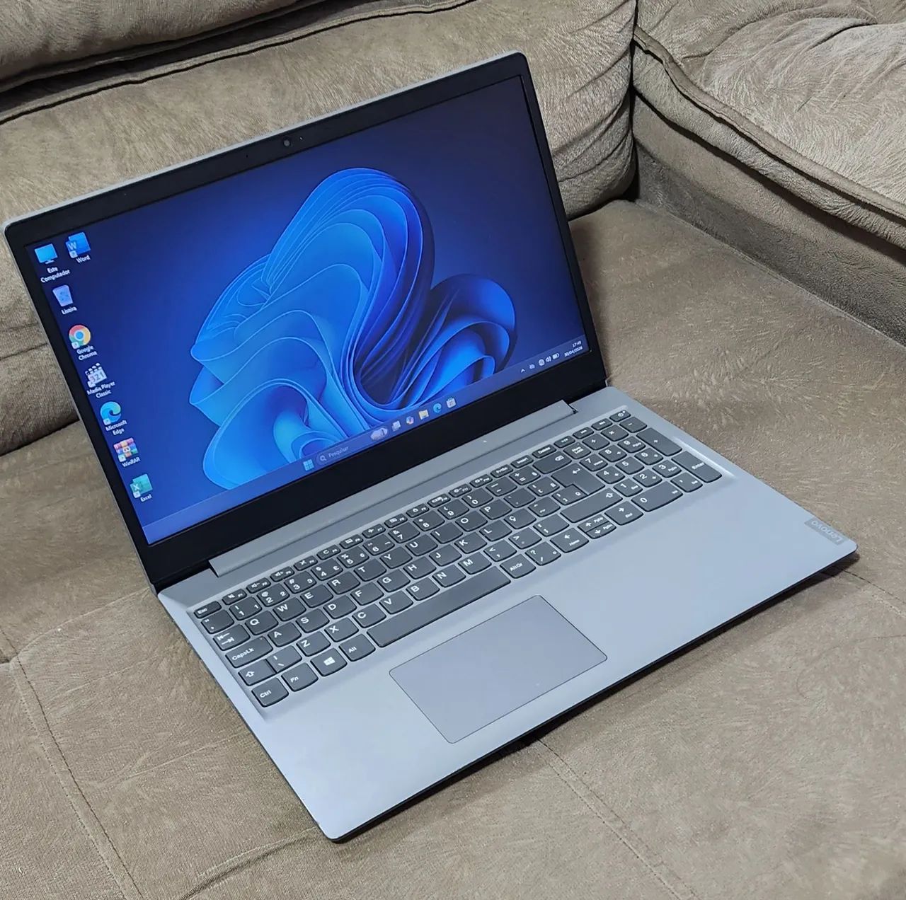 最新Windows11+office 新品爆速SSD256GB LENOVO G50 core i3-4005U/4GB/15.6インチ/DVDマルチ/USB3.0/HDMI/無線/テンキー/便利なソフト多数 Amazon.co.jp: Lenovo G50 [Windows 10 Home 64bit Core i3 5005U